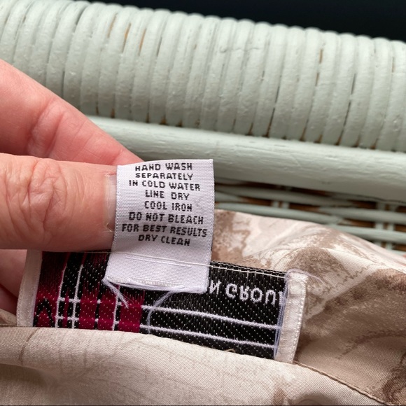 Vintage 1990s Tan Silk Leaf Print Blouse Size Medium - Picture 8 of 11